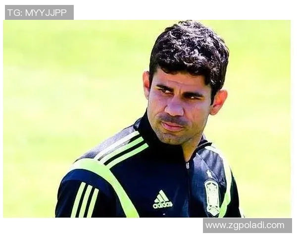 越南足球明星伪装成普通人的趣味照片大揭秘